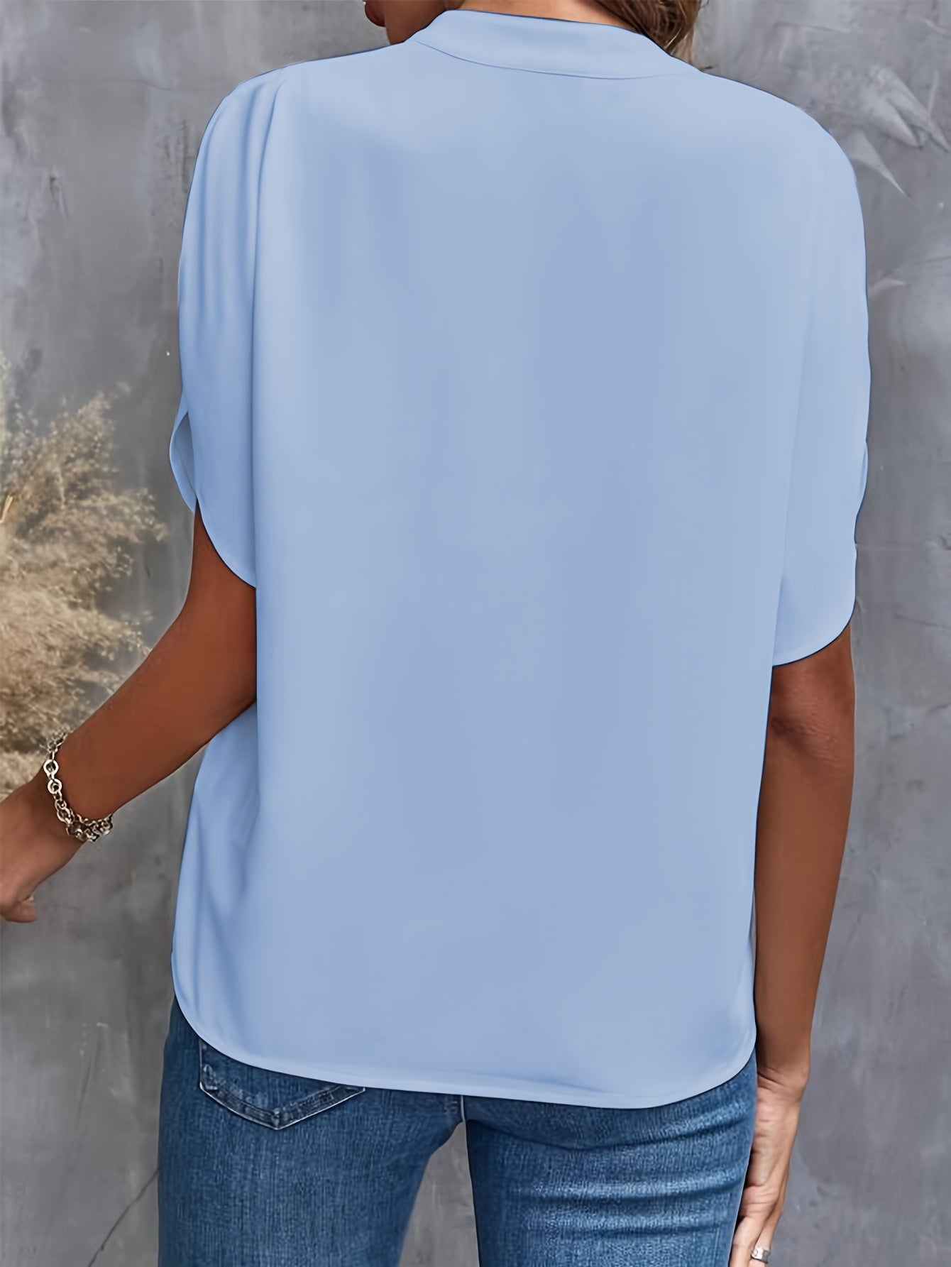 Billie - Bold Chic Blouse