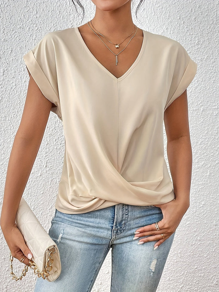 Cleo - Flattering Sweetheart T-Shirt