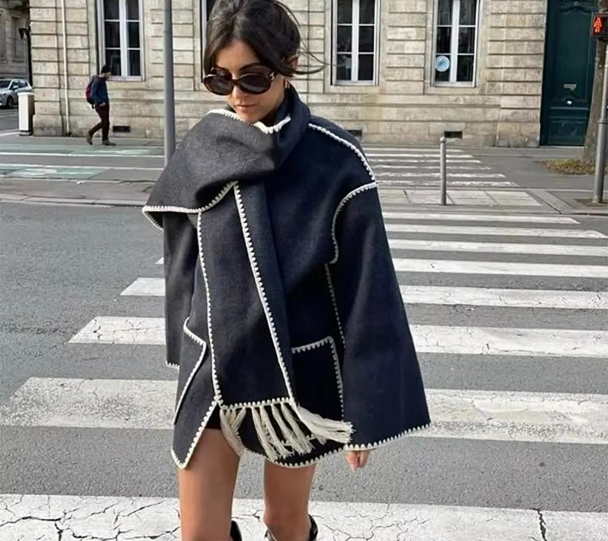 Antoinette - Chic Tweed Wool Coat